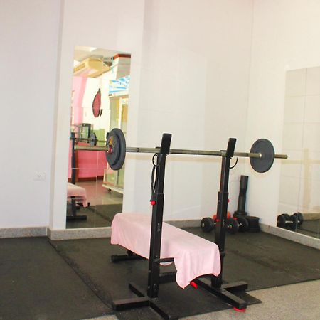 Hollywood Inn Hotel Patong Экстерьер фото